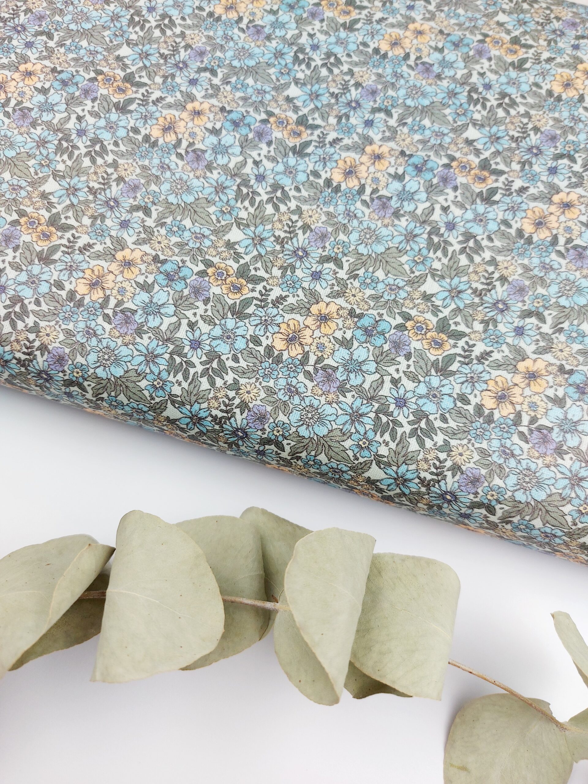 🌿Popelín Flores “Hazel Sky”🌿 Popelín 🌿Popelín Flores “Hazel Sky”🌿 - Imagen 3