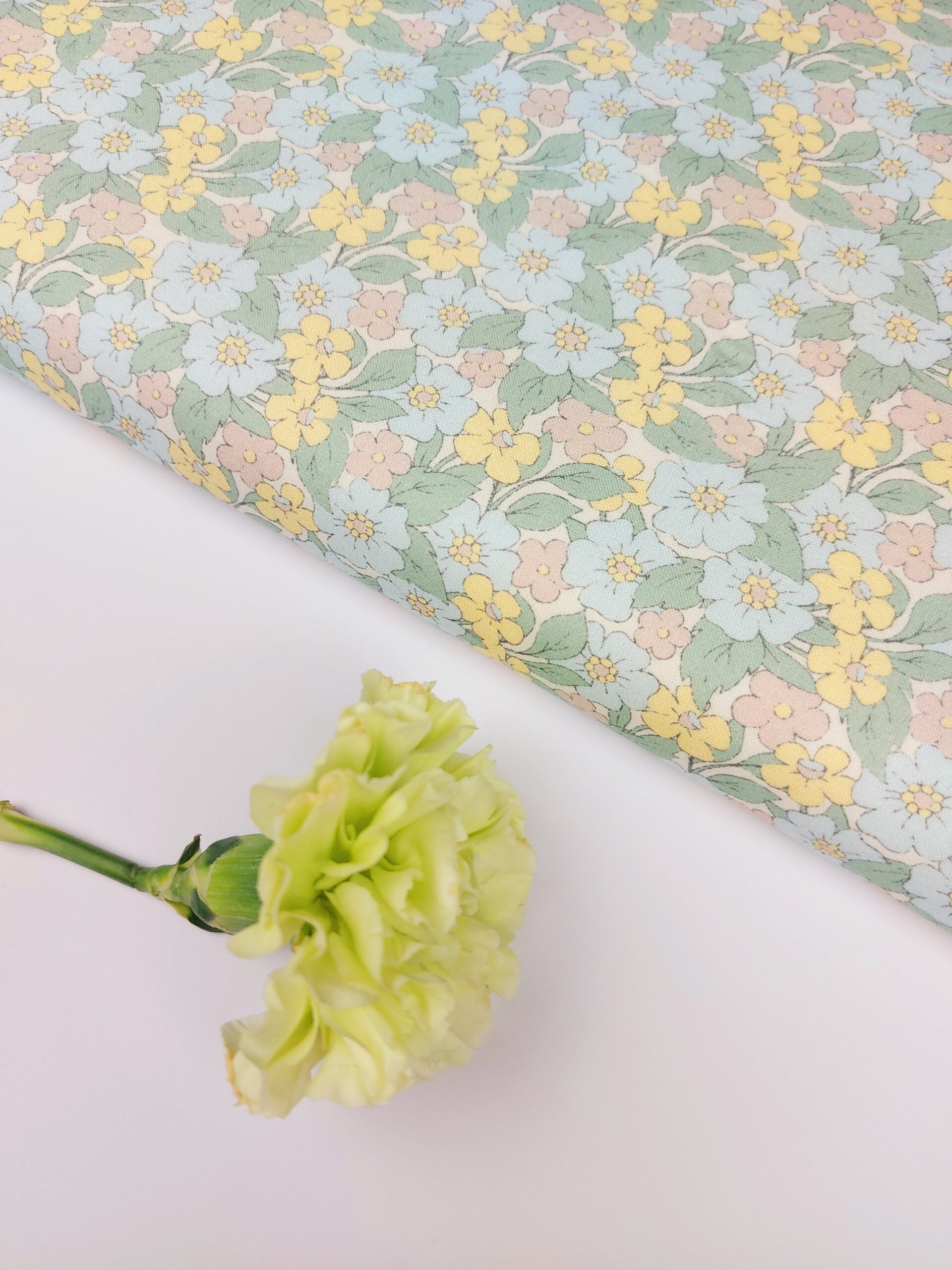 Popelín Flores Nana Azul Pastel Popelín Popelín Flores Nana Azul Pastel