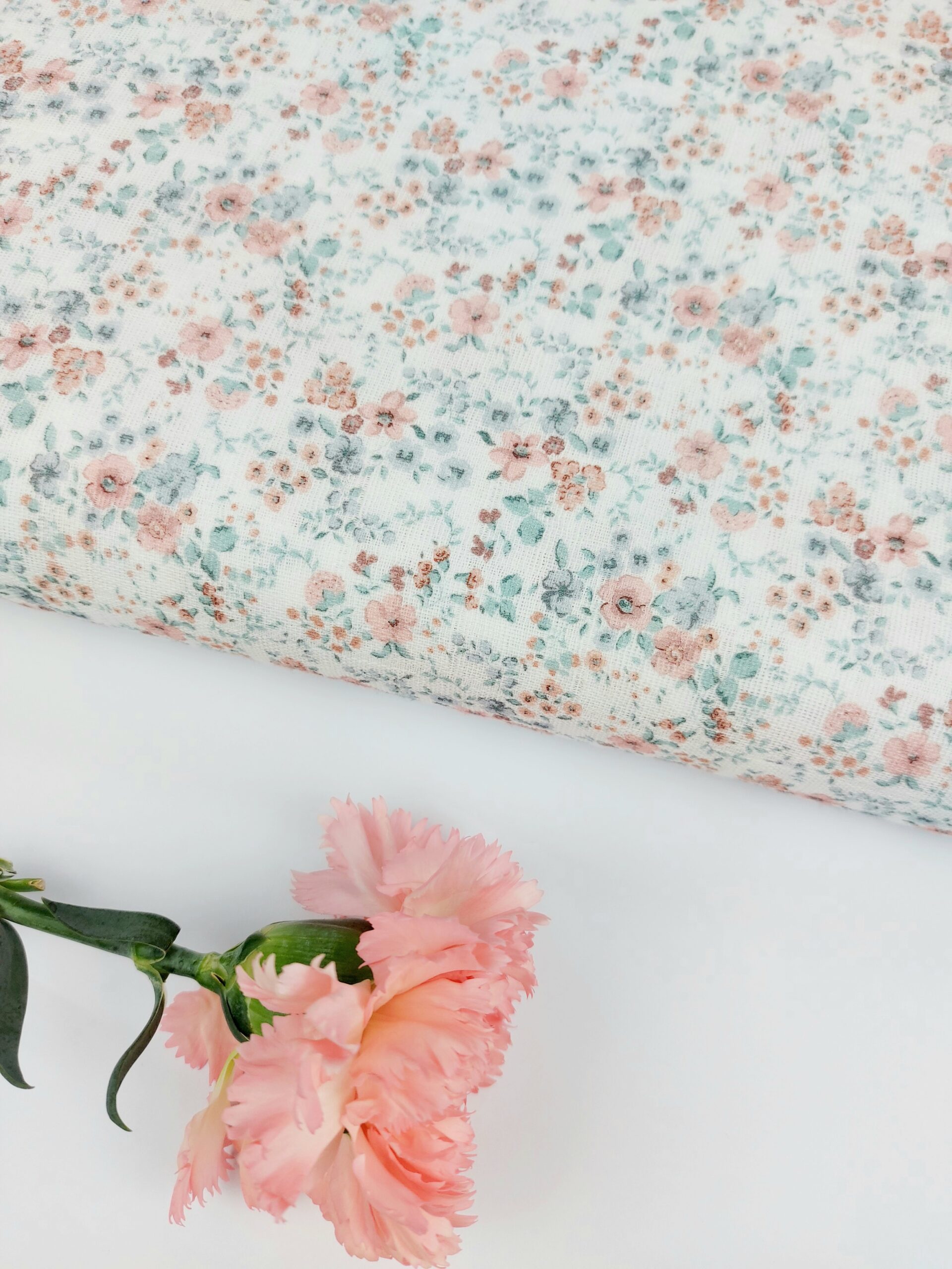 Doble Gasa Cuadrícula Flores Agrimonia Doble Gasa/ Bámbula Doble Gasa Cuadrícula Flores Agrimonia - Imagen 3